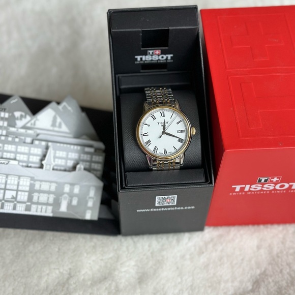 Men's Tissot Classic Carson white face stainless steel Watch. Brandnewnever worn - Picture 2 of 10